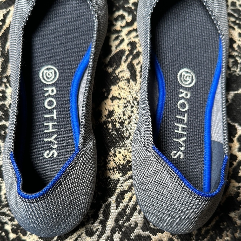 Rothy's Gray Slip-On Flats Versatile Comfort - Picture 5 of 7